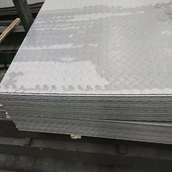 Hot Rolled 5mm Thickness Chequer Pattern 310 Stainless Steel Embossed Plate